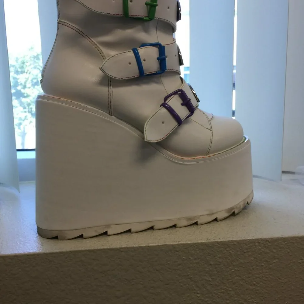 YRU White Platform Boots with Rainbow Buckles - Picture 6 of 6